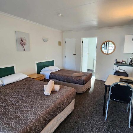 Bulls Motel & Holiday Park Halcombe Ngoại thất bức ảnh